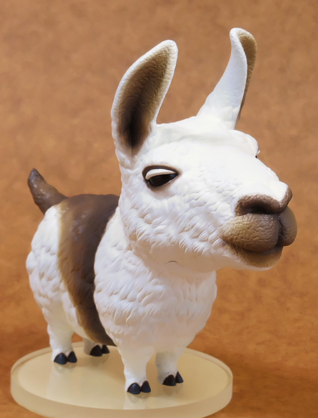 ぬんぬフィギュアのななめ